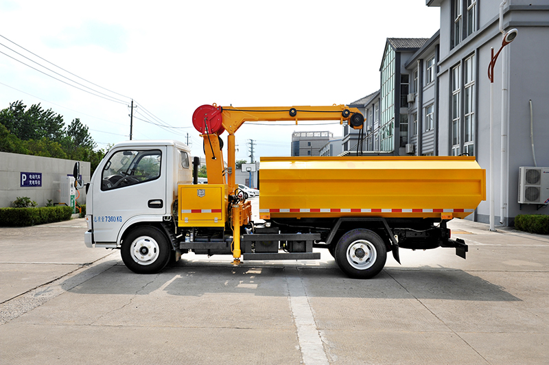 吸污車